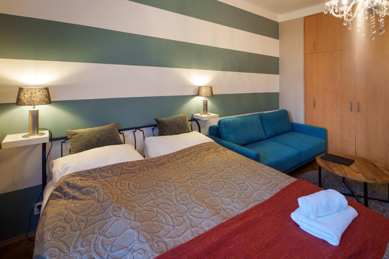 Dlouha Apartment With Balcony Prag Dış mekan fotoğraf