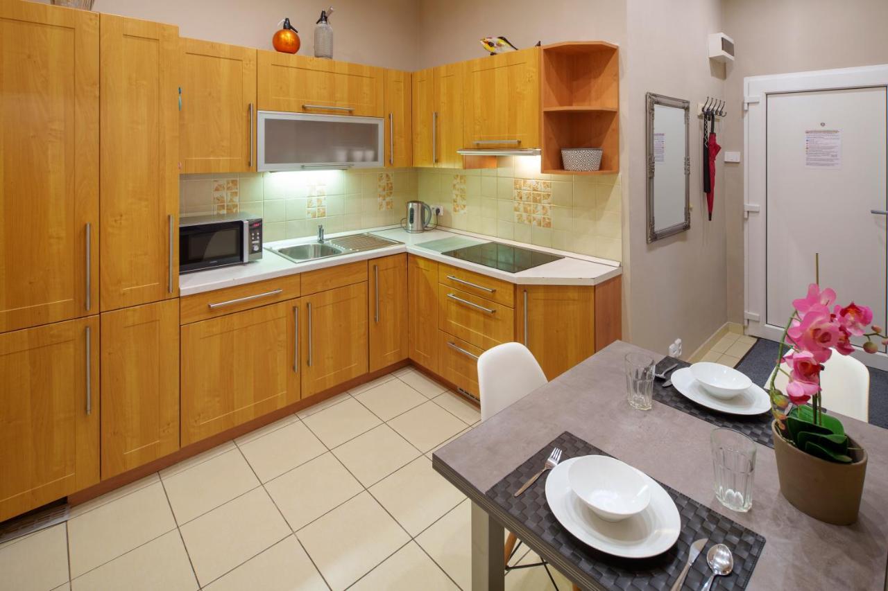Dlouha Apartment With Balcony Prag Dış mekan fotoğraf