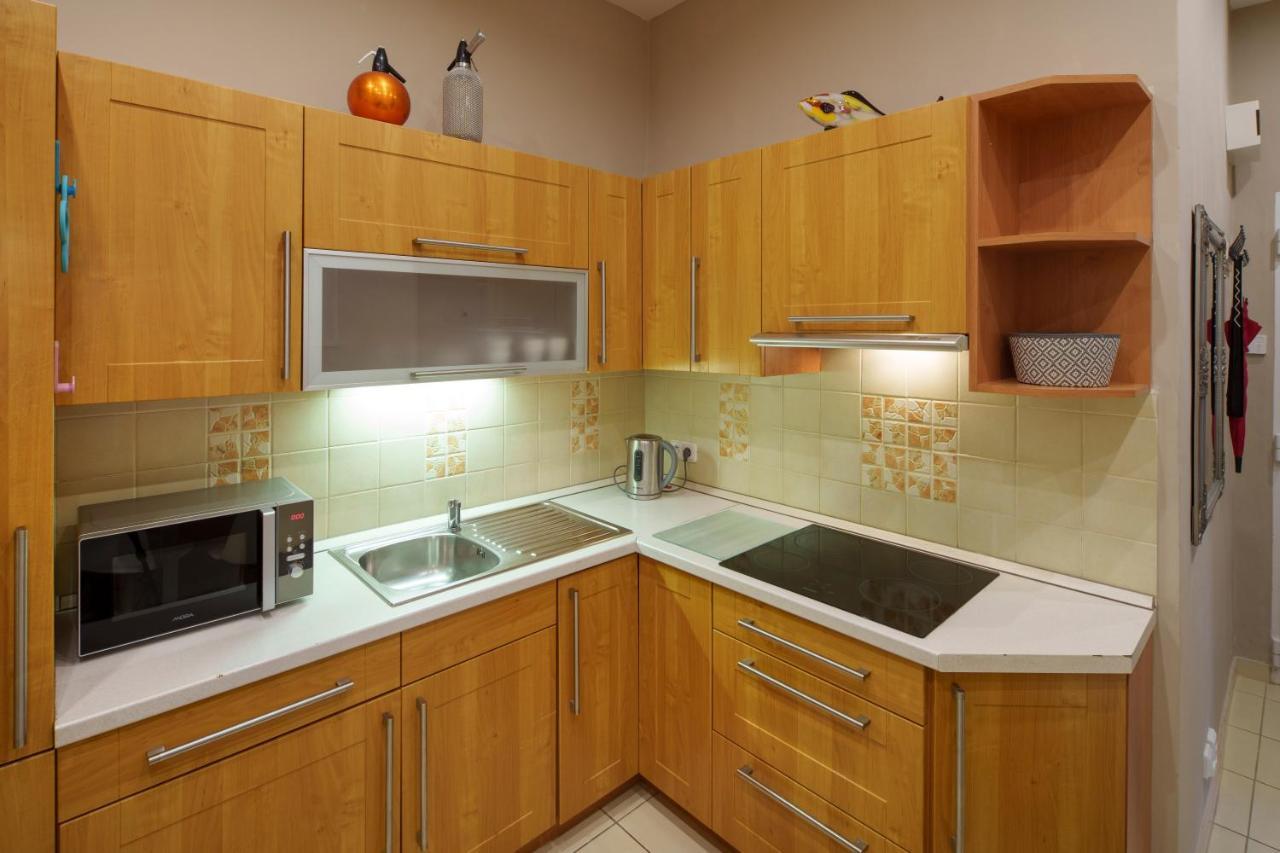Dlouha Apartment With Balcony Prag Dış mekan fotoğraf